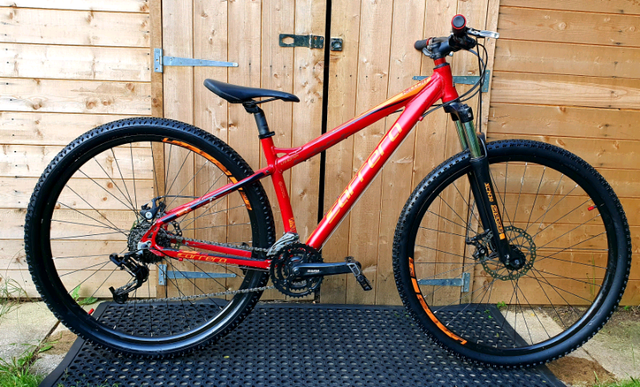 carrera hellcat 16 inch frame